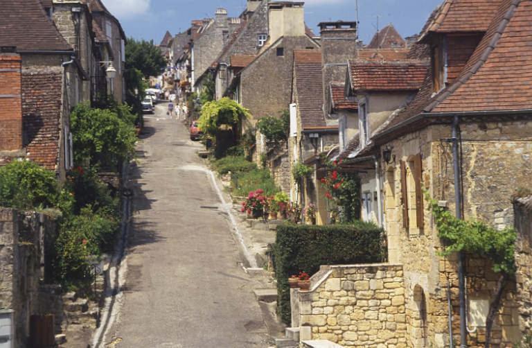 Hotel Et Residence Des Bains Vic-sur-Cere Exterior photo